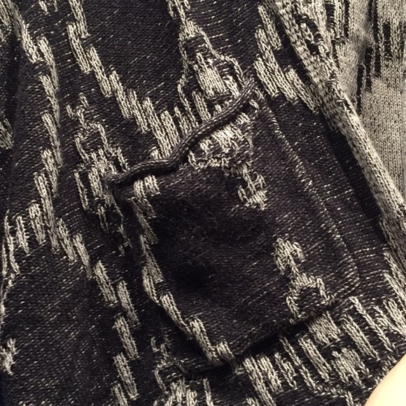 Roxy Sweater - Picture 3 of 4